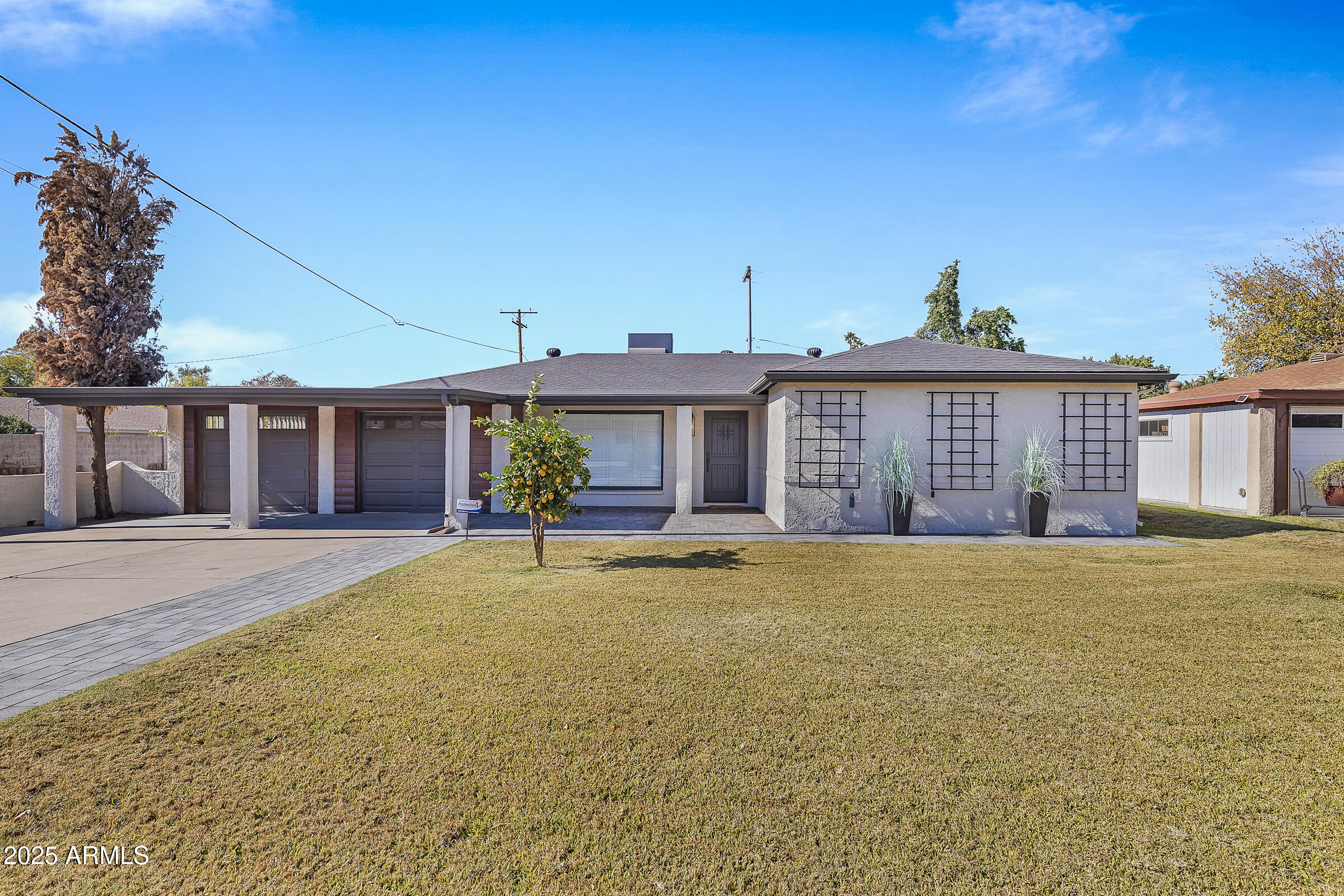 7308 N 7TH Avenue, Phoenix, AZ 85021 — Photo 1 of 42