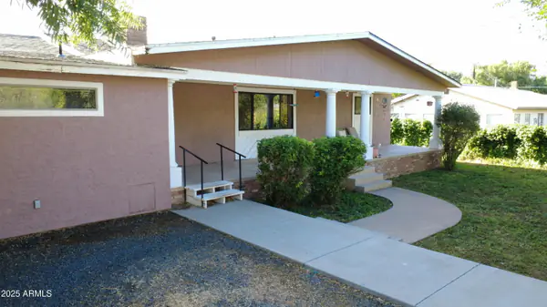 44 S 3RD Street W, Snowflake, AZ 85937
