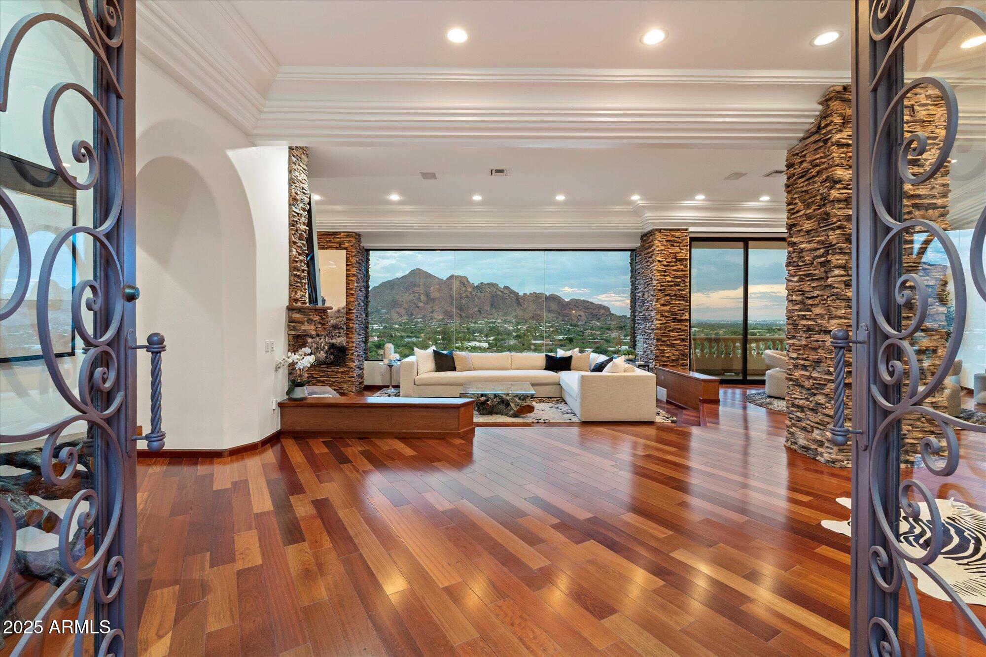 6827 N HIGHLANDS Drive, Paradise Valley, AZ 85253 — Photo 1 of 108