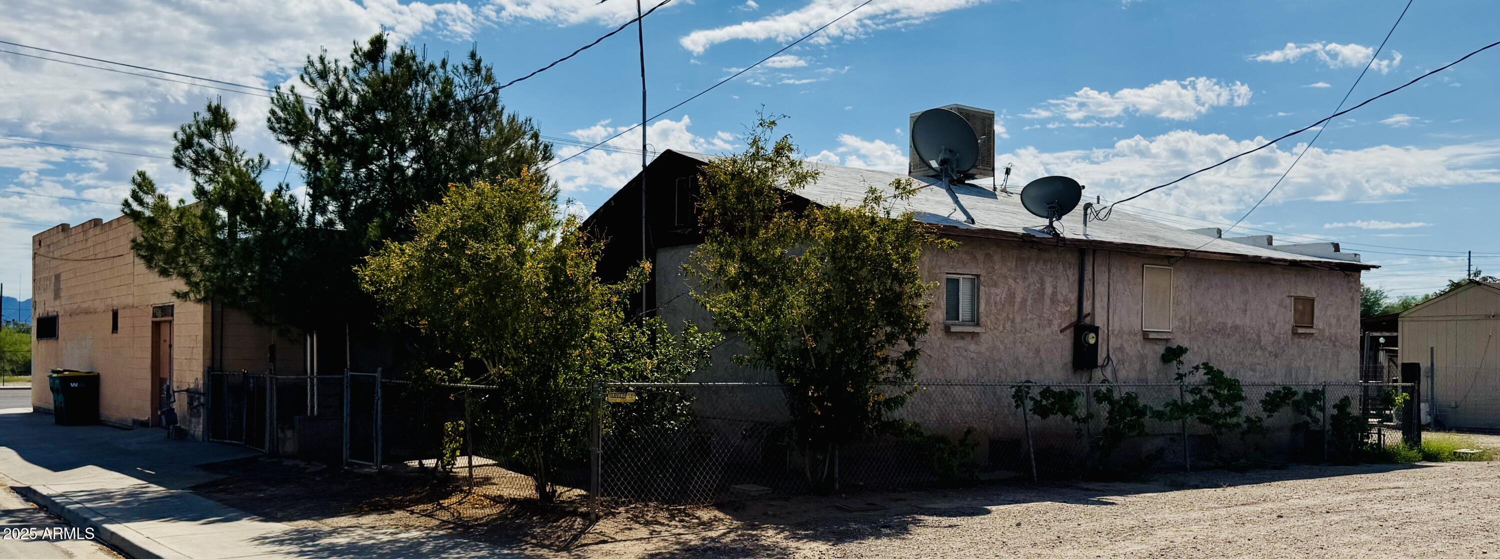 101 W MARTIN LUTHER KING JR Street, Eloy, AZ 85131 — Photo 1 of 8