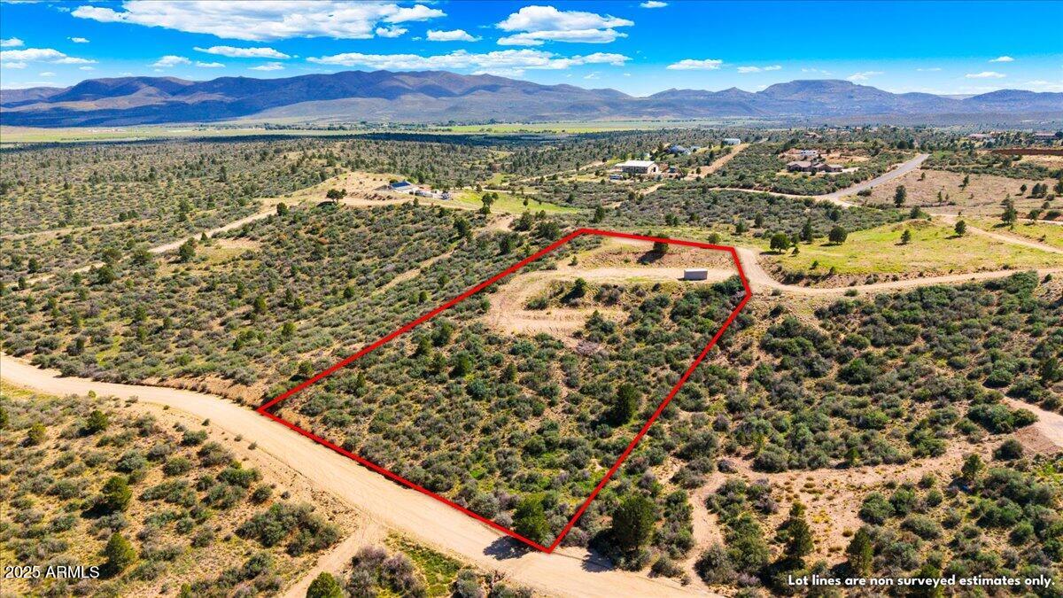 16655 W BLUE SKY Drive 70, Peeples Valley, AZ 86332 — Photo 1 of 10