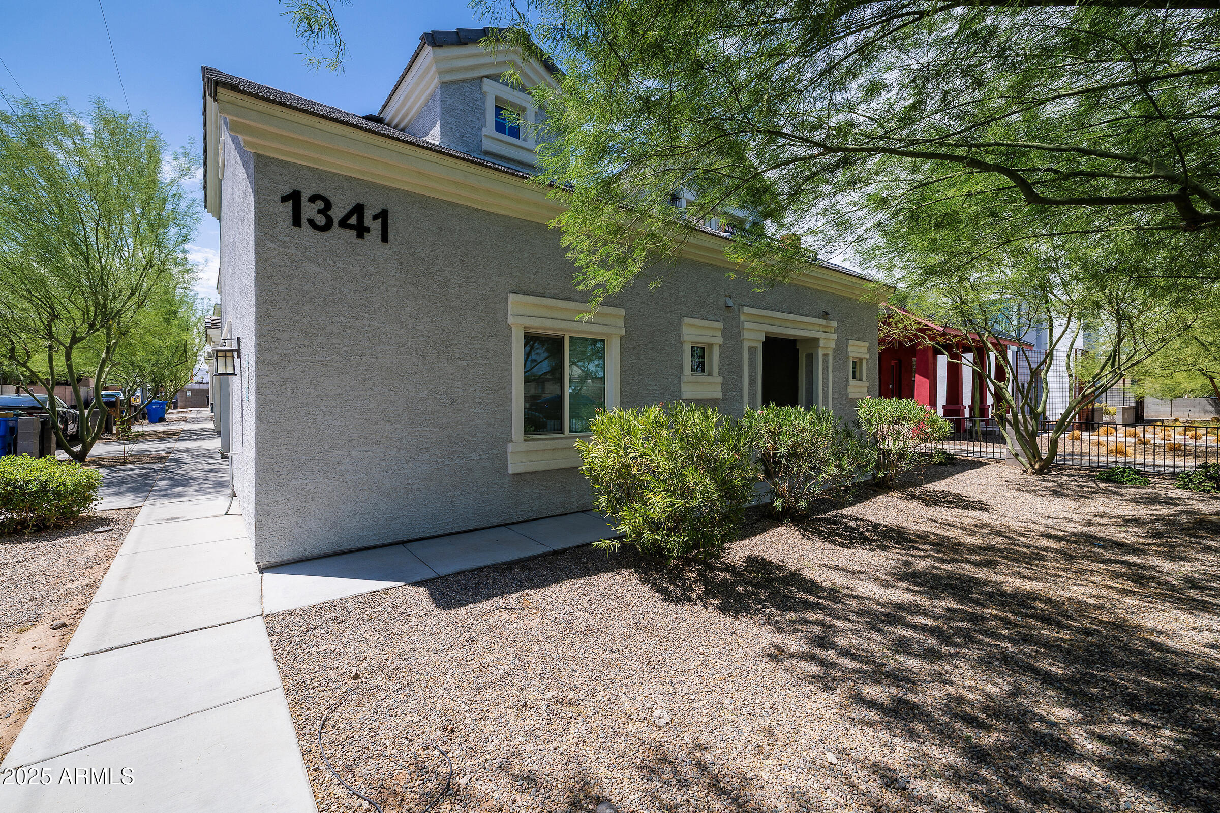 1341 E Polk Street, Phoenix, AZ 85006 — Photo 1 of 17