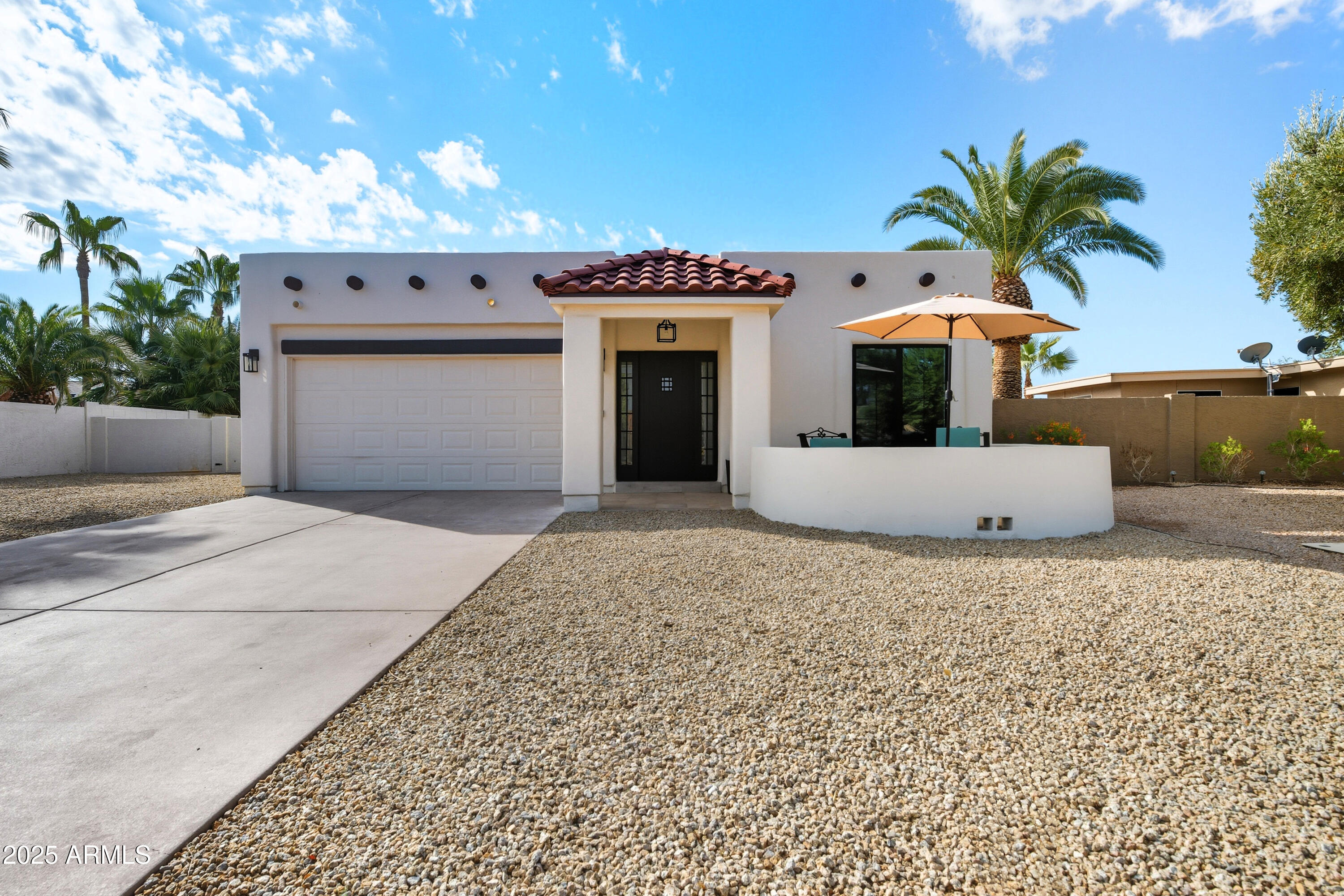 26661 S HOWARD Drive, Sun Lakes, AZ 85248 — Photo 1 of 37