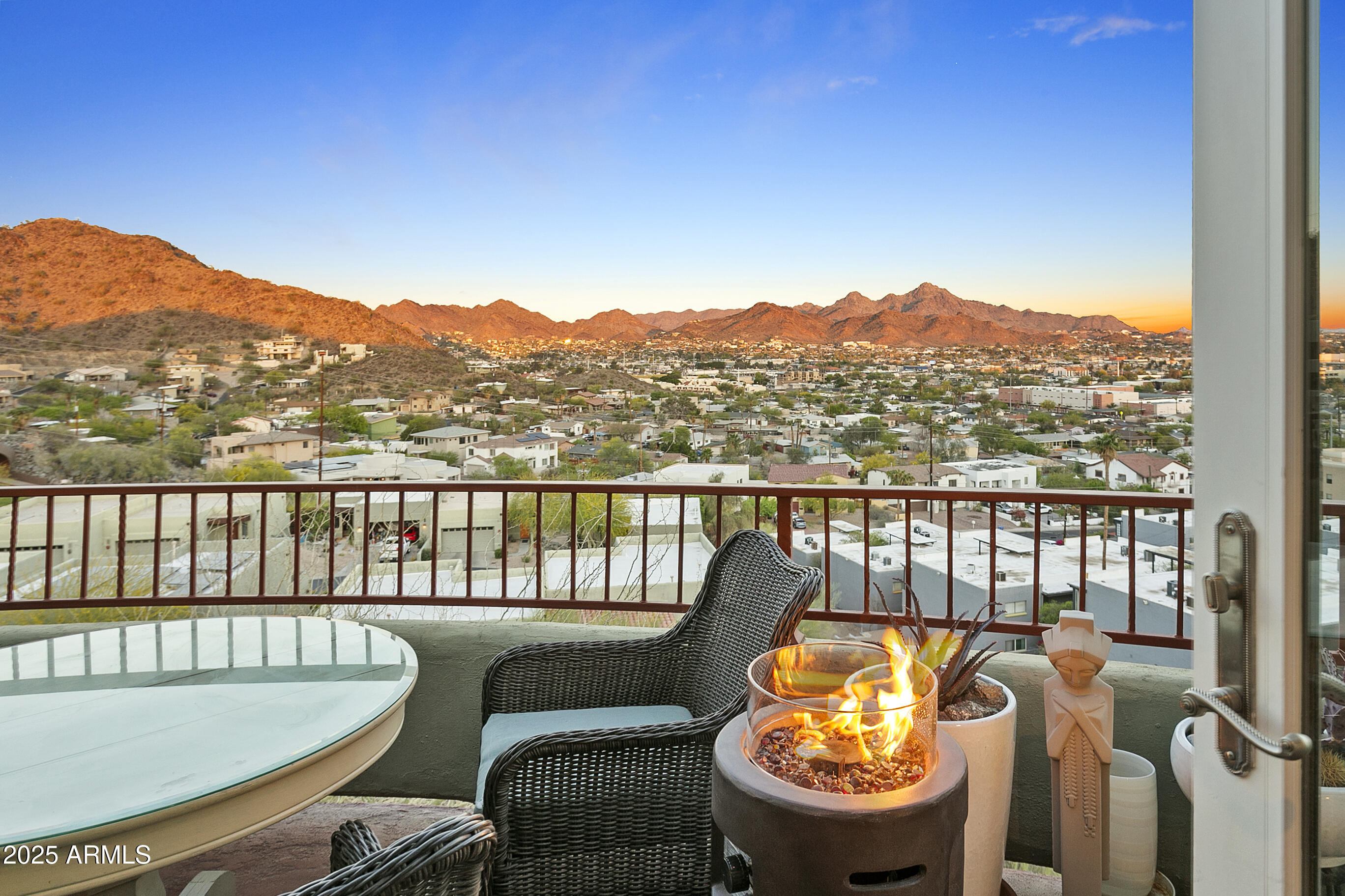 10005 N 1ST Drive, Phoenix, AZ 85021 — Photo 1 of 34