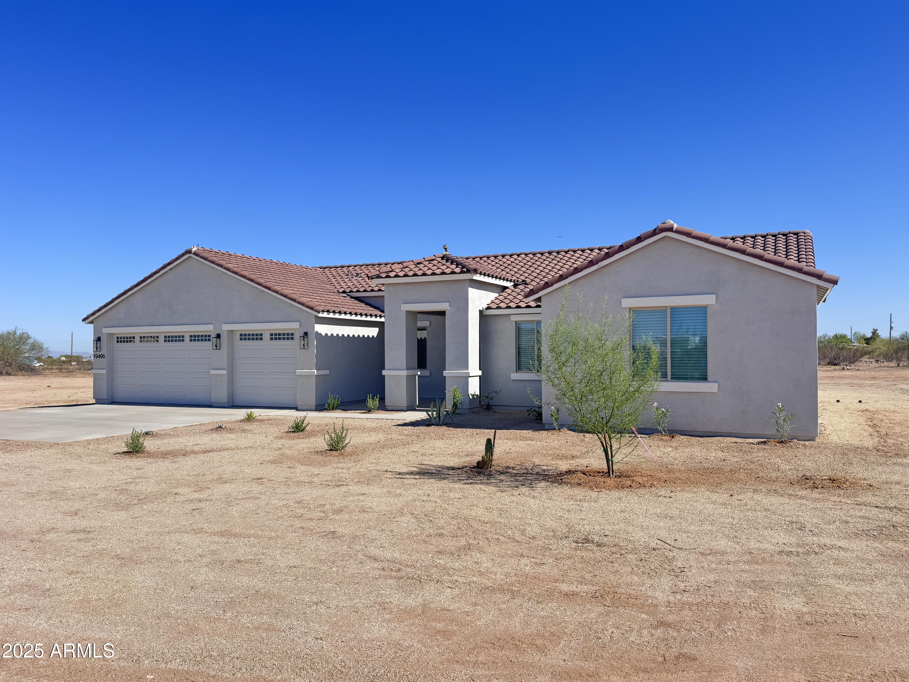 19496 E Erik Court, Florence, AZ 85132 — Photo 1 of 36