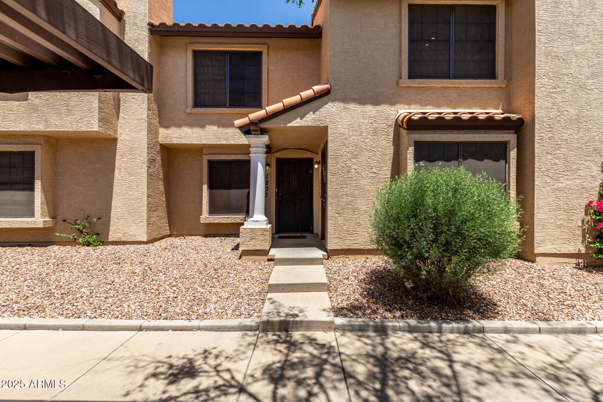 921 W UNIVERSITY Drive 1232, Mesa, AZ 85201 — Photo 1 of 29