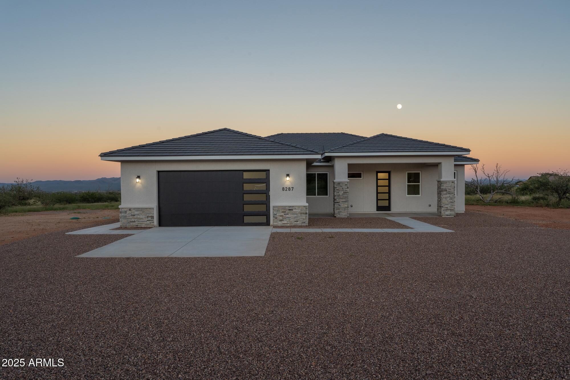 8287 S Elohyna Lane, Hereford, AZ 85615 — Photo 1 of 31