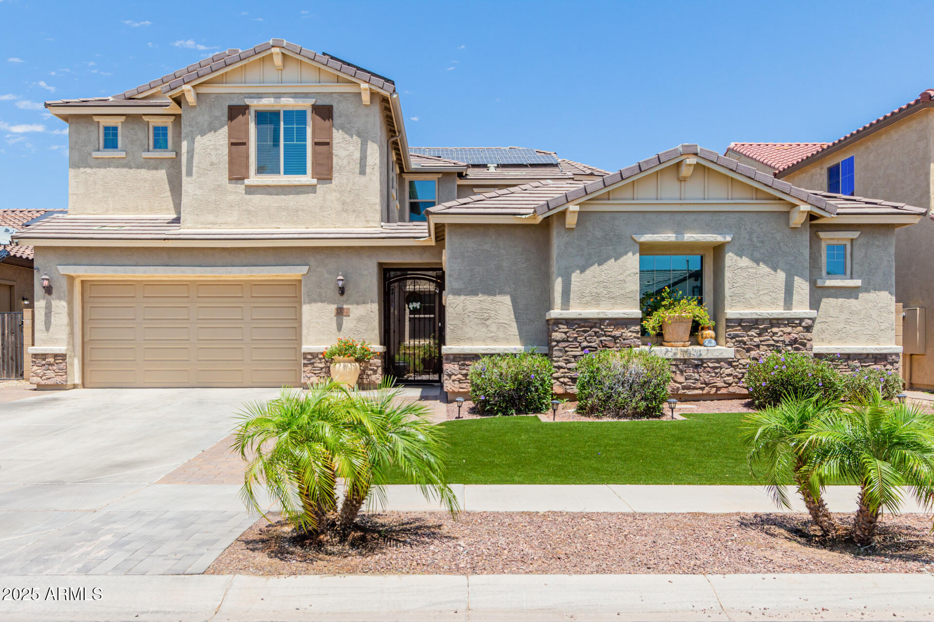 3314 E AZALEA Drive, Gilbert, AZ 85298 — Photo 1 of 26