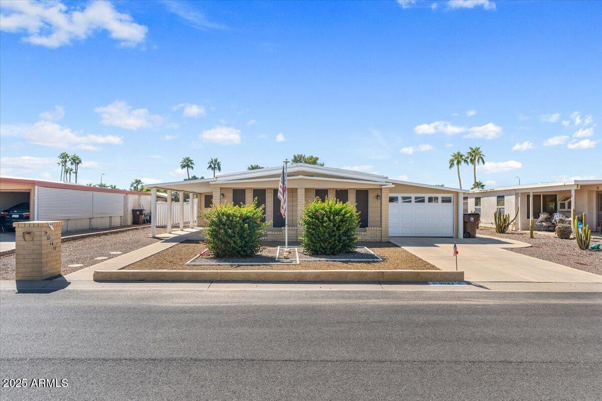 9042 E OLIVE Lane S, Sun Lakes, AZ 85248 — Photo 1 of 46