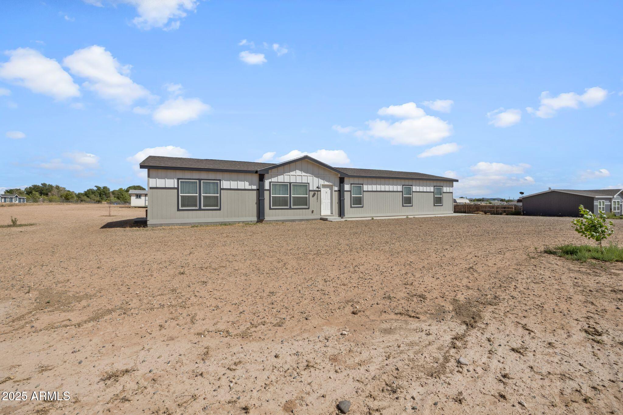 25221 N MITCHELL Road, Paulden, AZ 86334 — Photo 1 of 24
