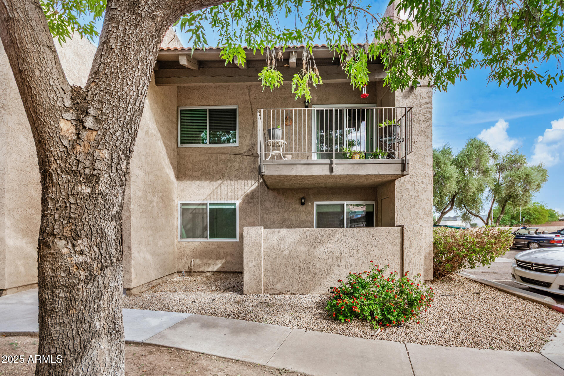 5525 E THOMAS Road C4, Phoenix, AZ 85018 — Photo 1 of 34