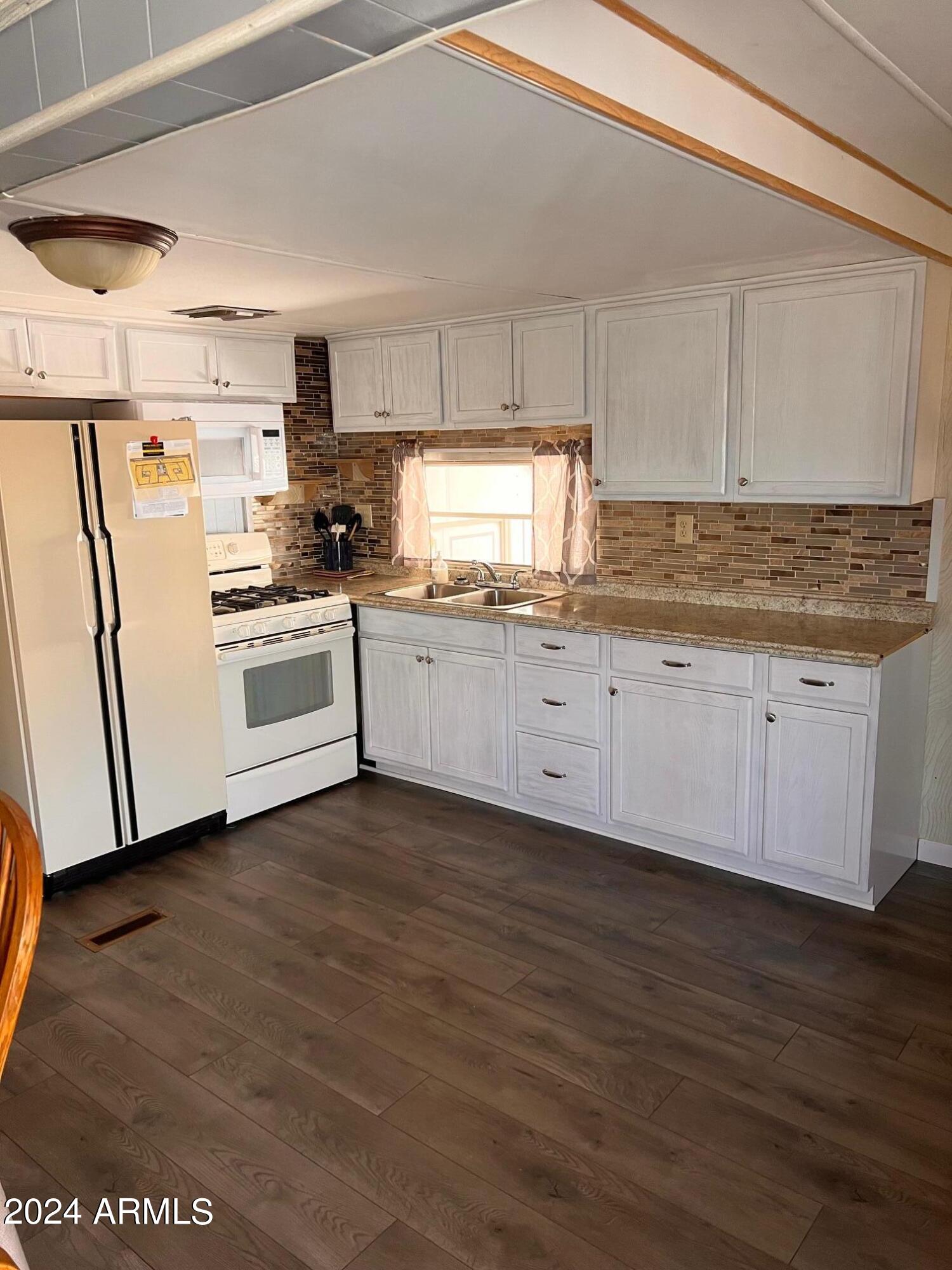 2701 E ALLRED Avenue 68, Mesa, AZ 85204 — Photo 1 of 18