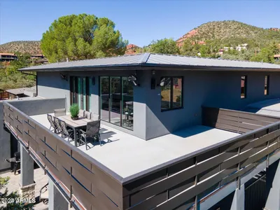 Thumbnail 52