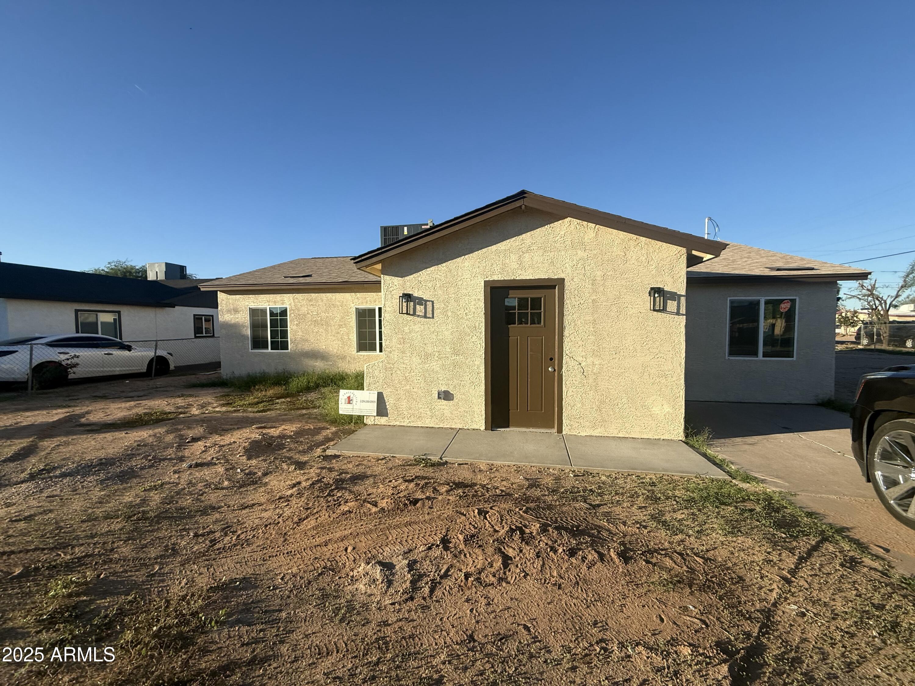502 W 10TH Street, Casa Grande, AZ 85122 — Photo 1 of 10