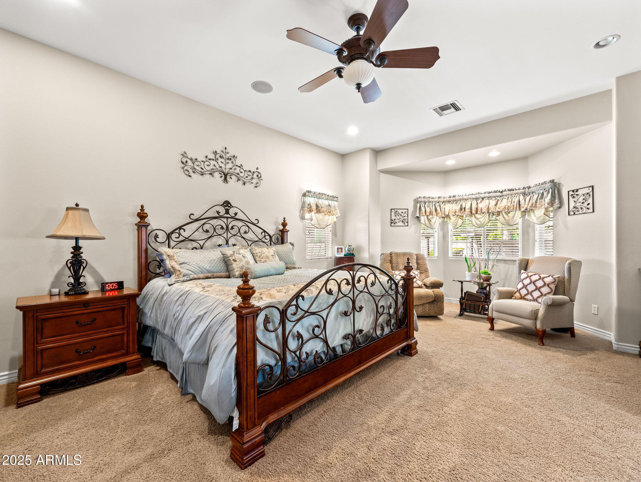 Thumbnail 37
