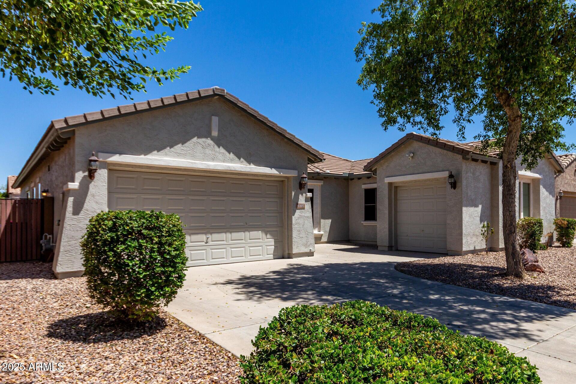 6302 W MONTEBELLO Way, Florence, AZ 85132 — Photo 1 of 26