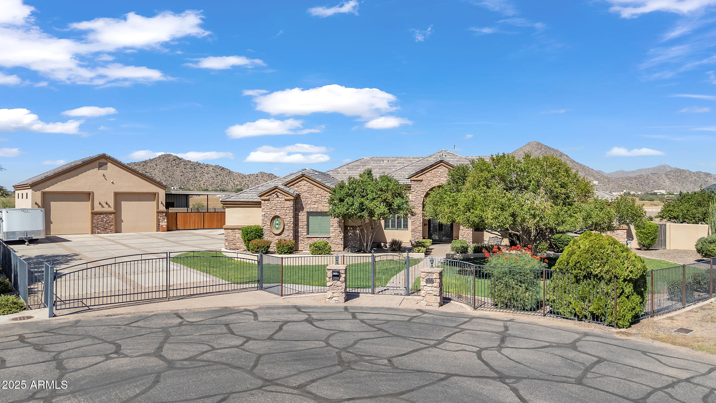 7172 W GELDING Lane, Coolidge, AZ 85128 — Photo 1 of 45