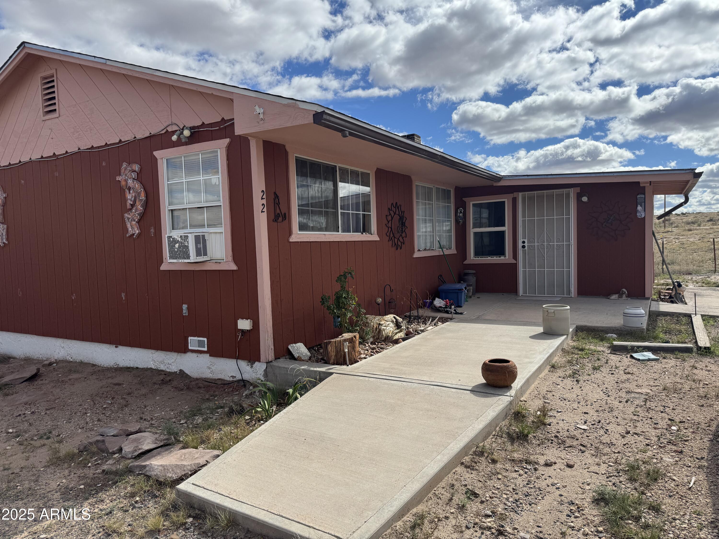 22 County Road 6013, St Johns, AZ 85936 — Photo 1 of 33
