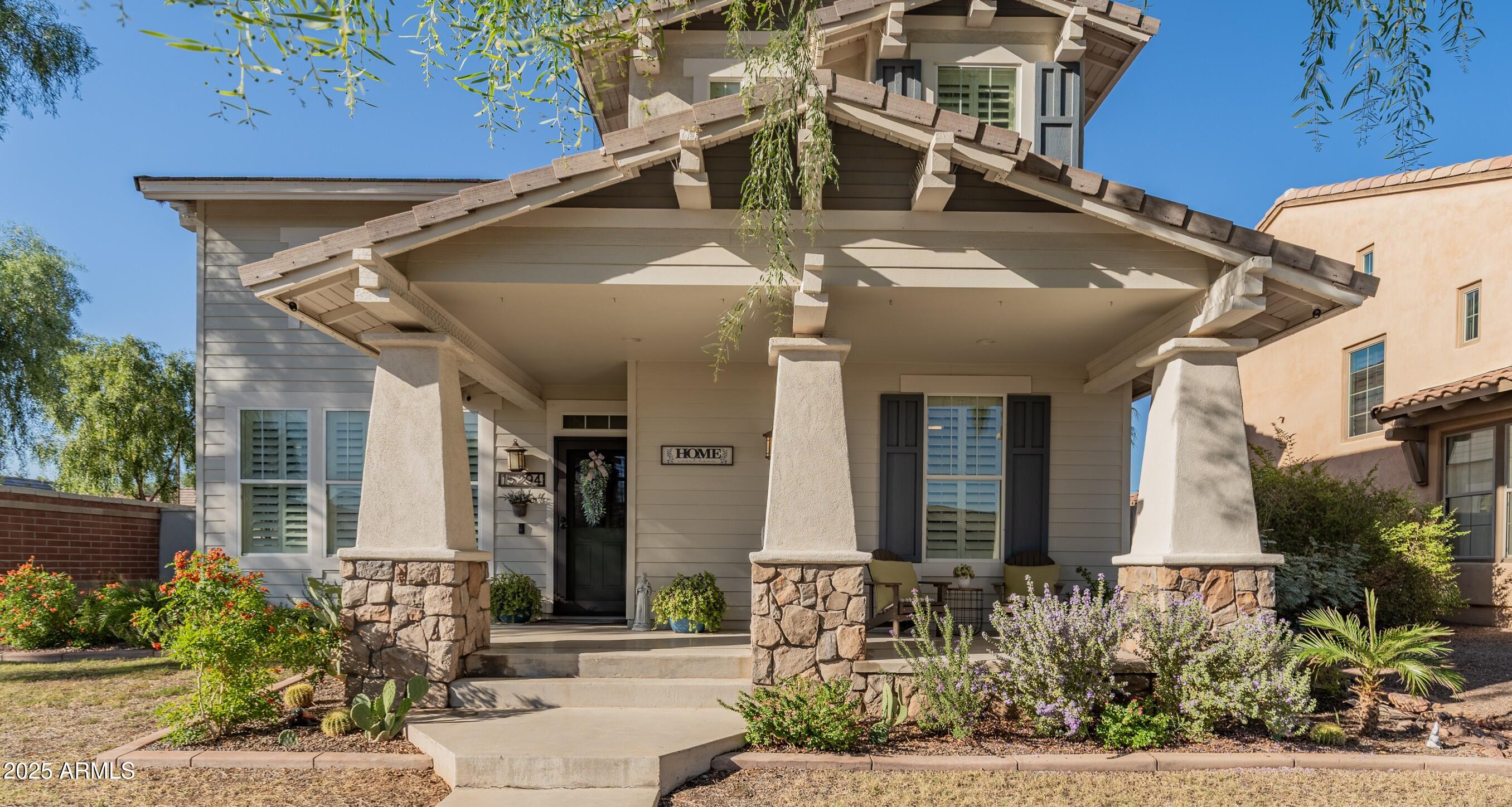 15294 W OLD OAK Lane, Surprise, AZ 85379 — Photo 1 of 73