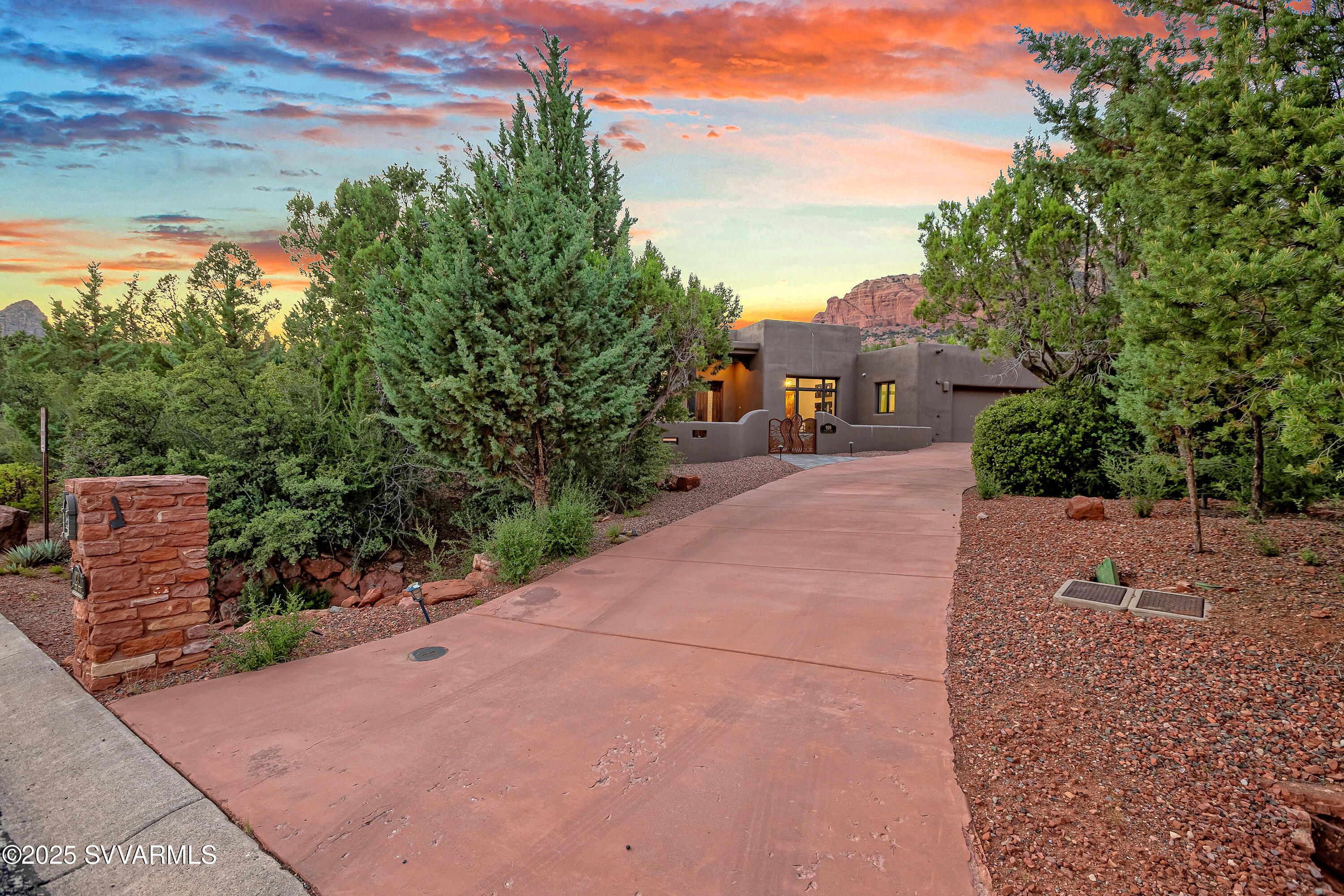 920 W PARK RIDGE Drive, Sedona, AZ 86336 — Photo 1 of 194