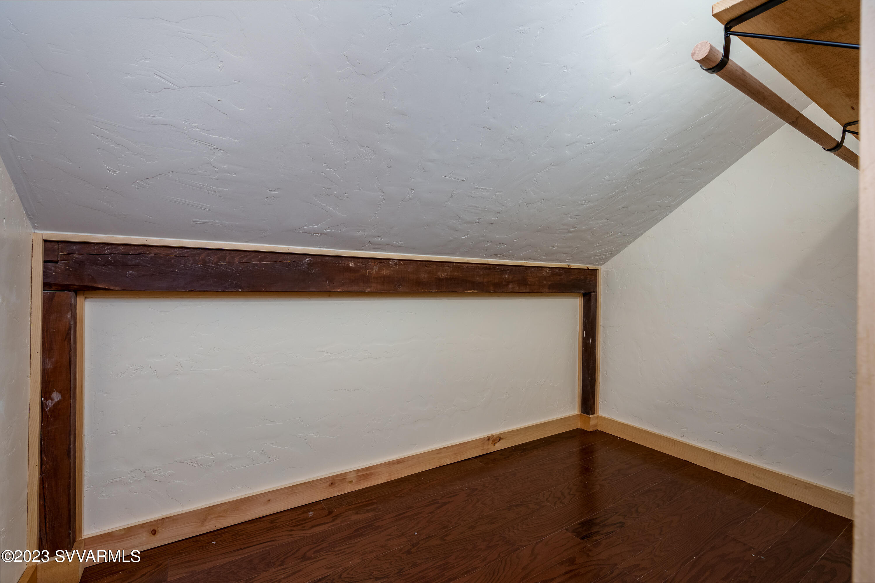 Thumbnail 26