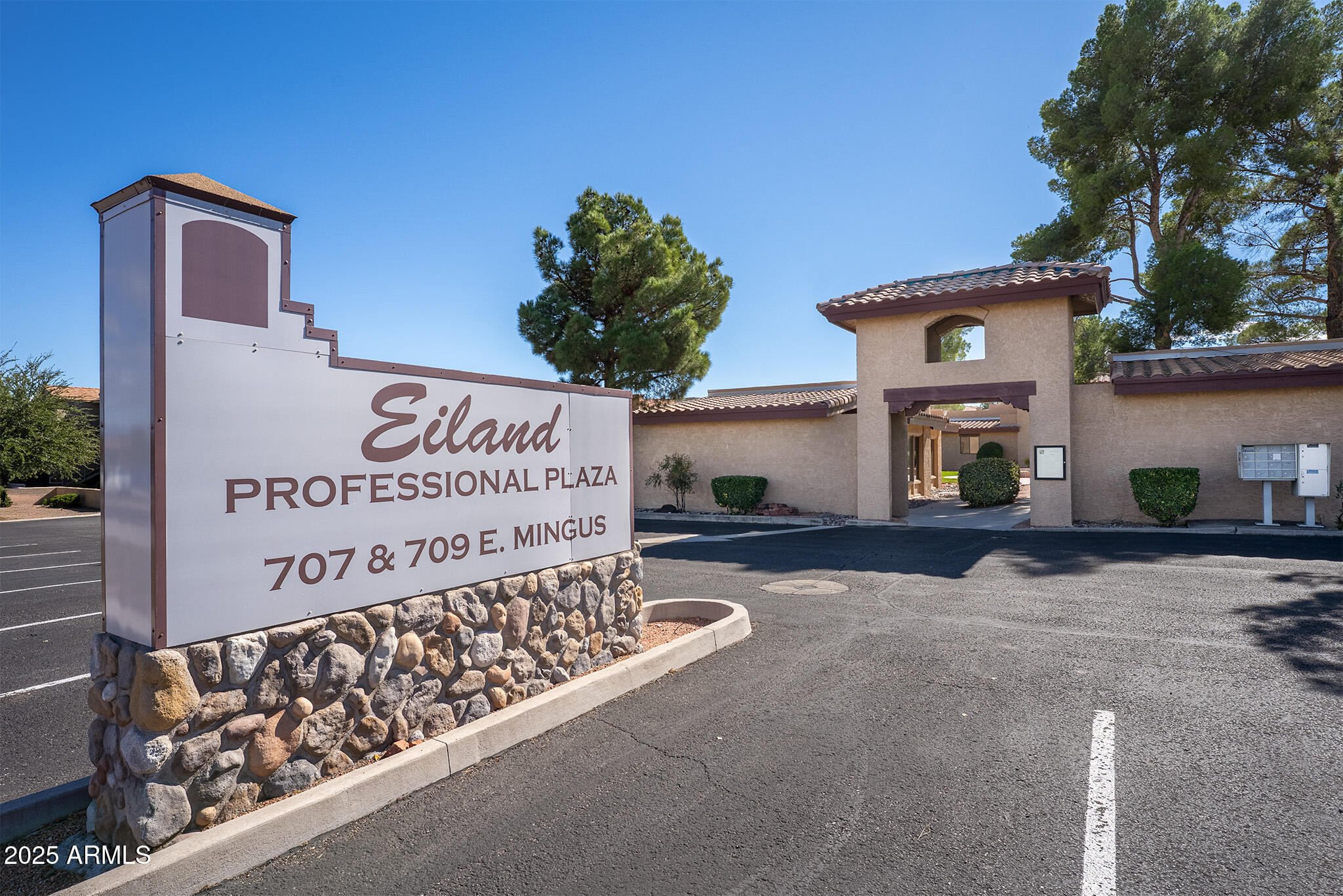 707 E Mingus Avenue, Cottonwood, AZ 86326 — Photo 1 of 62