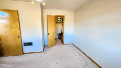 Thumbnail 25