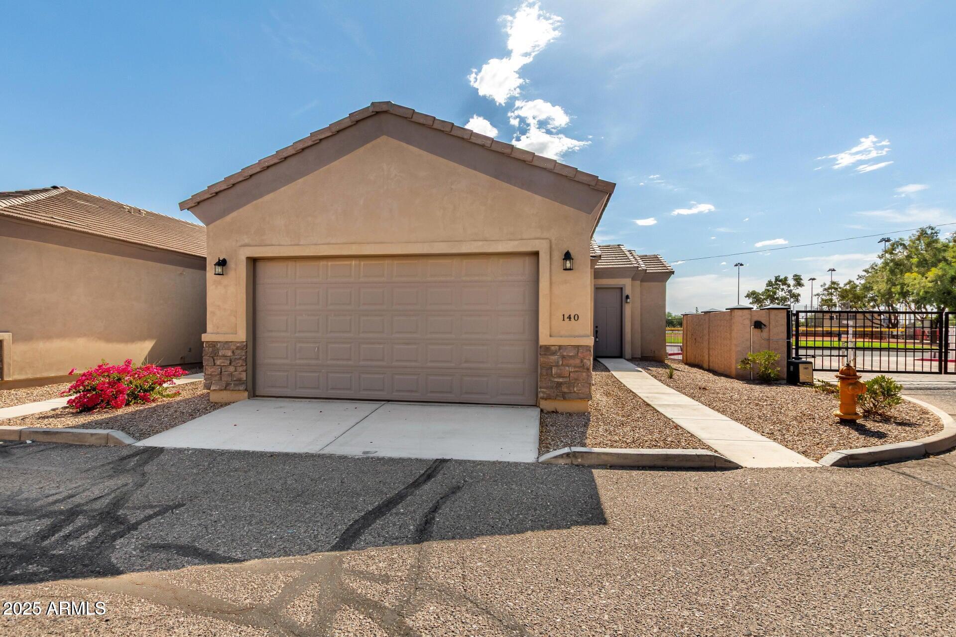 846 N Pueblo Drive 140, Casa Grande, AZ 85122 — Photo 1 of 29