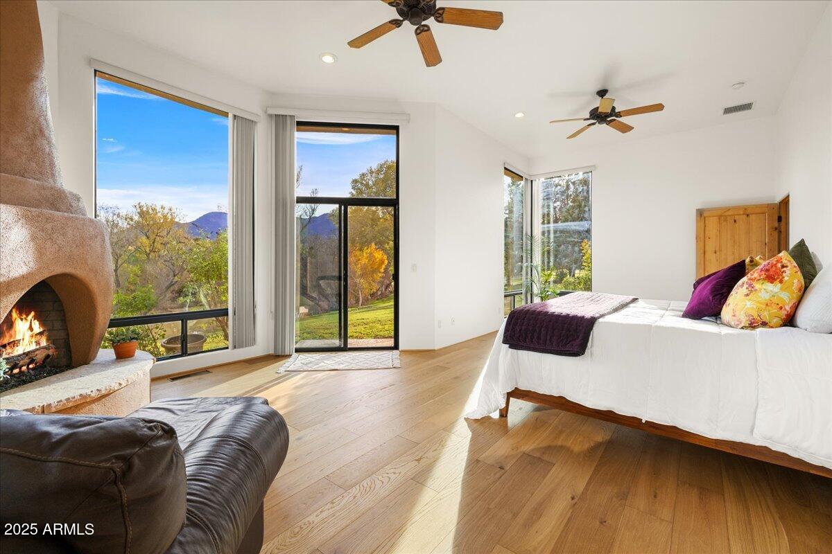 Thumbnail 25