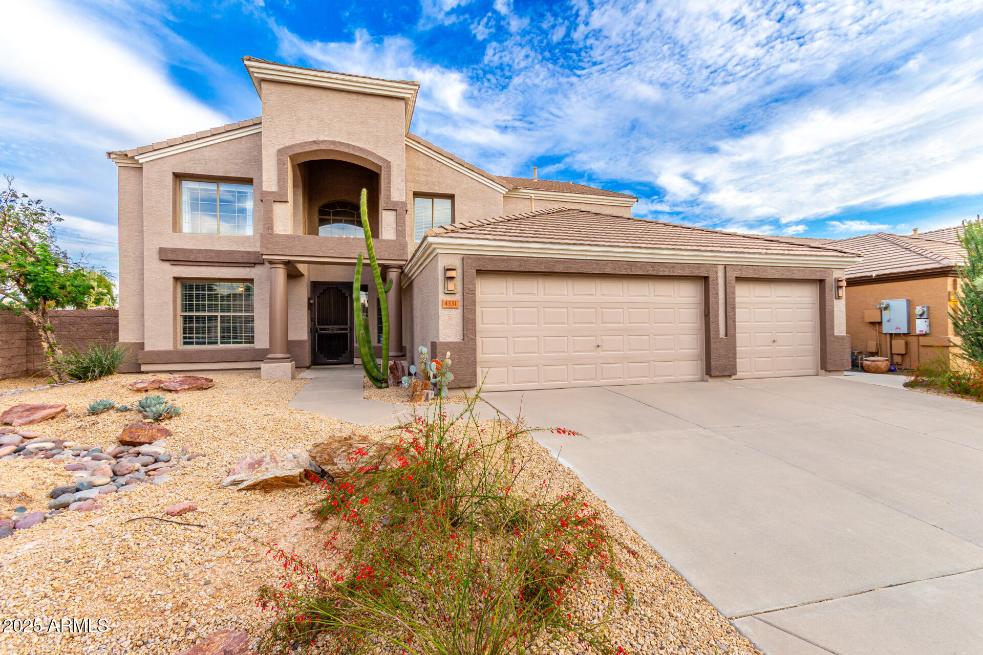 4331 E PRICKLY PEAR Trail, Phoenix, AZ 85050 — Photo 1 of 63