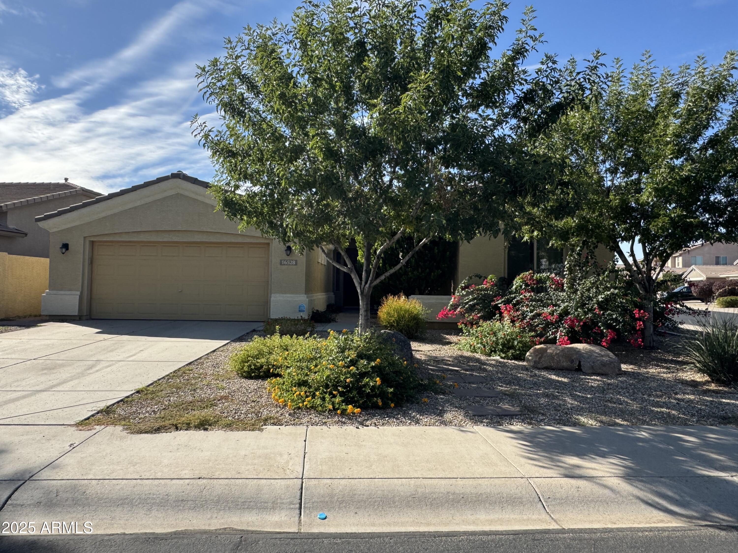16528 N 181ST Drive, Surprise, AZ 85388 — Photo 1 of 33