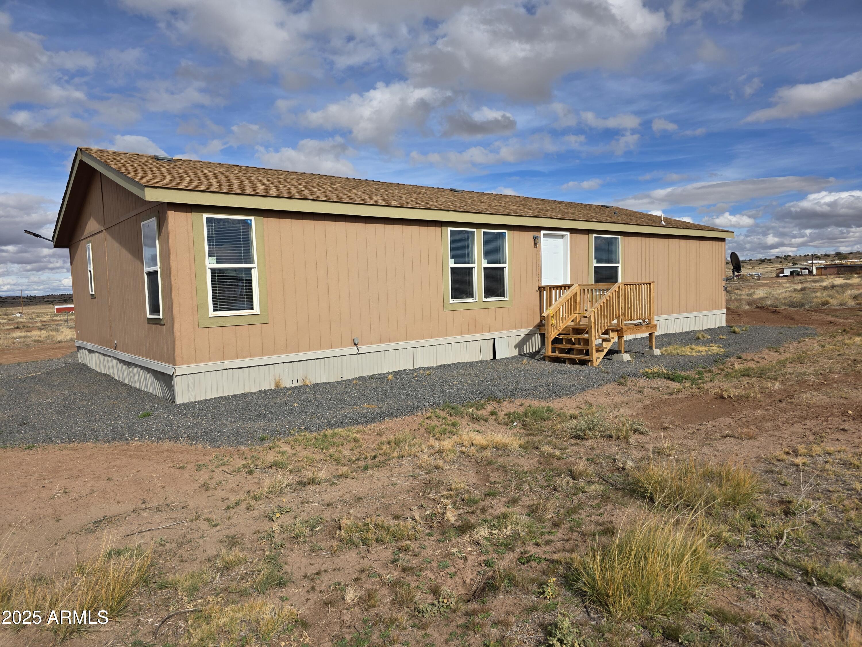 58 Co Rd 6009, St Johns, AZ 85936 — Photo 1 of 18