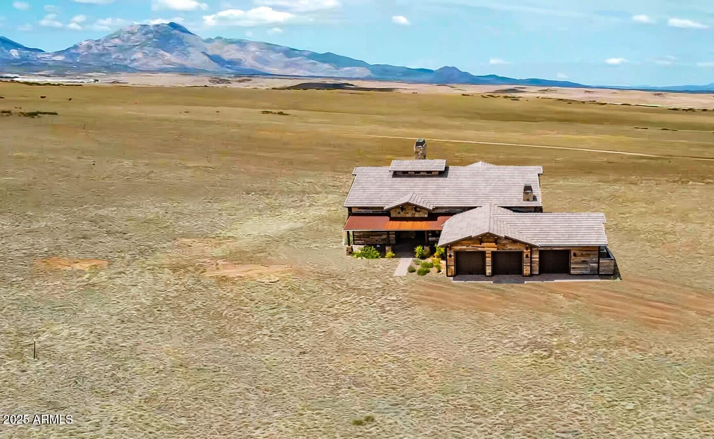8992 Barrel Mesa Road, Prescott Valley, AZ 86315 — Photo 1 of 8