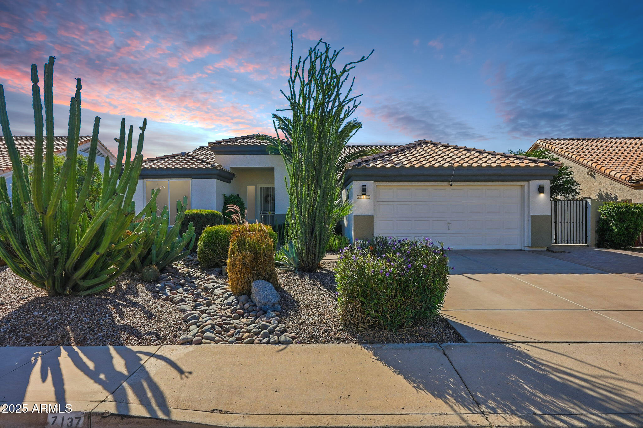 7137 E LAGUNA AZUL Avenue, Mesa, AZ 85209 — Photo 1 of 58