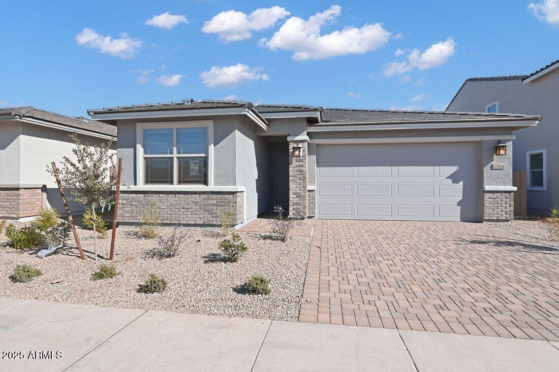 17184 W SADDLE HORN Trail, Surprise, AZ 85387 — Photo 1 of 50