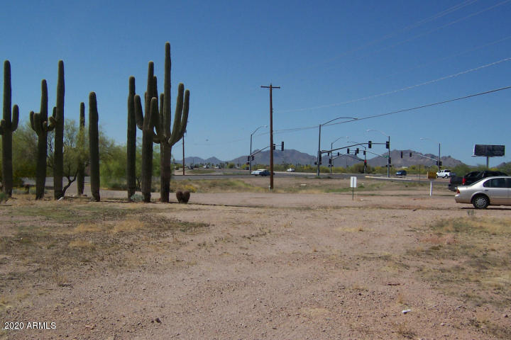 1483 S TOMAHAWK Road 027A, Apache Junction, AZ 85119 — Photo 1 of 3