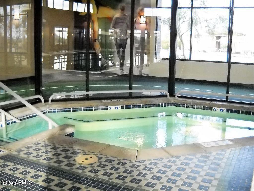 Thumbnail 100