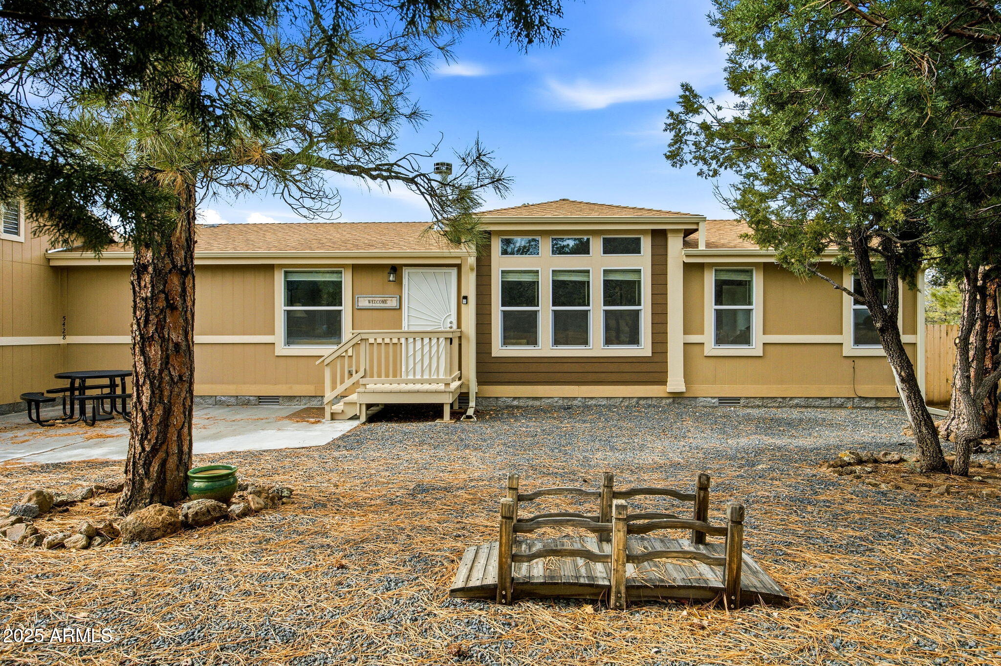 5428 GRAY WOLF Drive, Lakeside, AZ 85929 — Photo 1 of 38