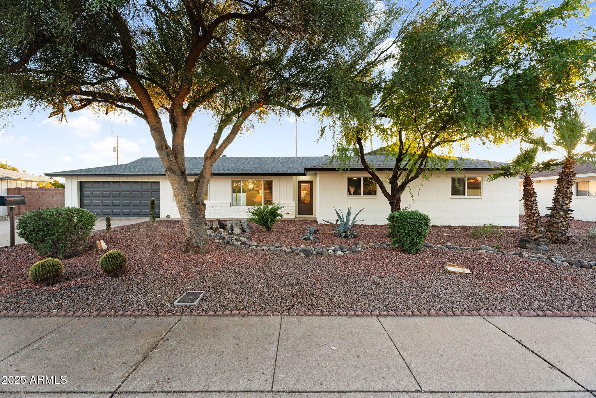 1523 W FLYNN Lane, Phoenix, AZ 85015 — Photo 1 of 25