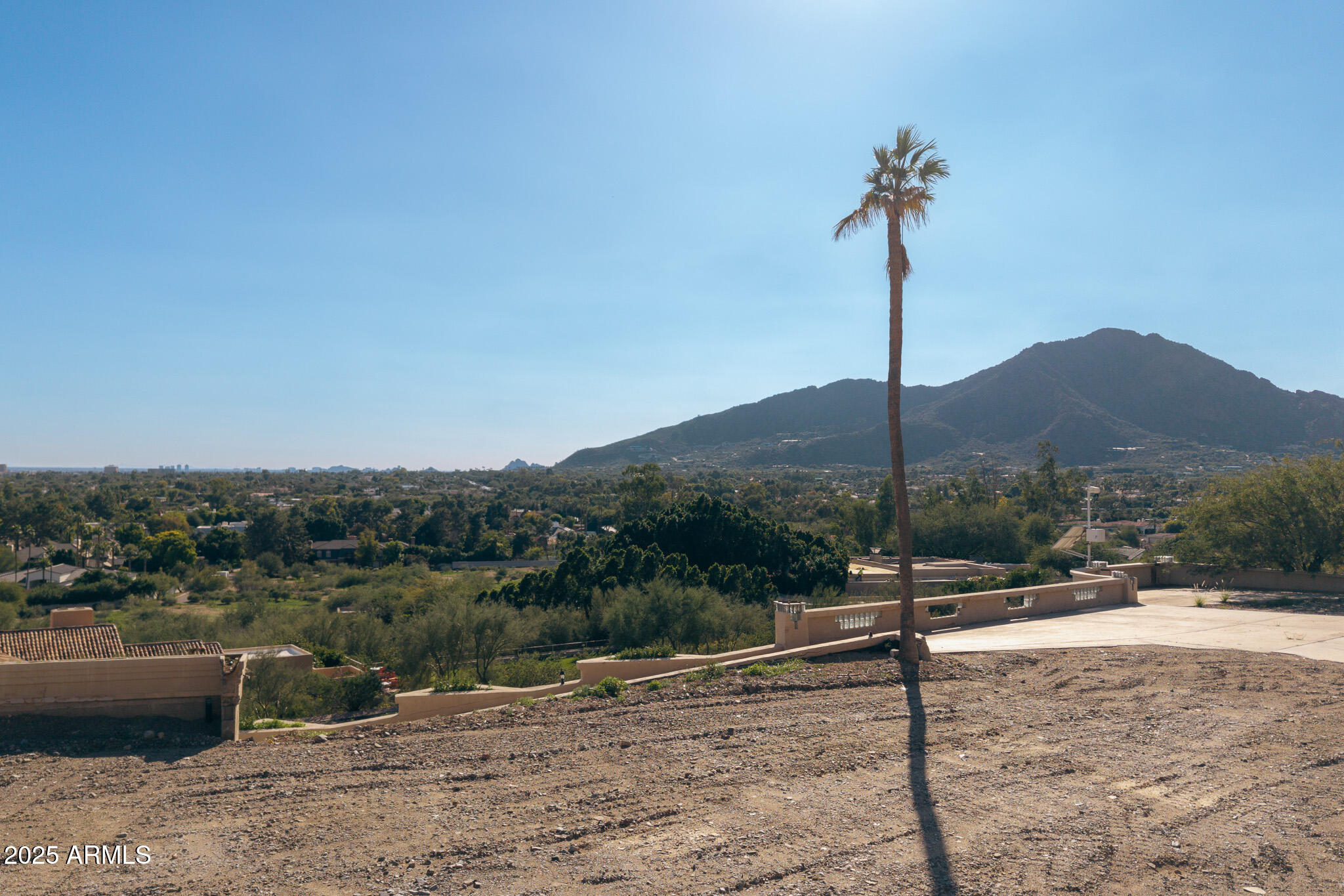 6418 E JOSHUA TREE Lane 2, Paradise Valley, AZ 85253 — Photo 1 of 8