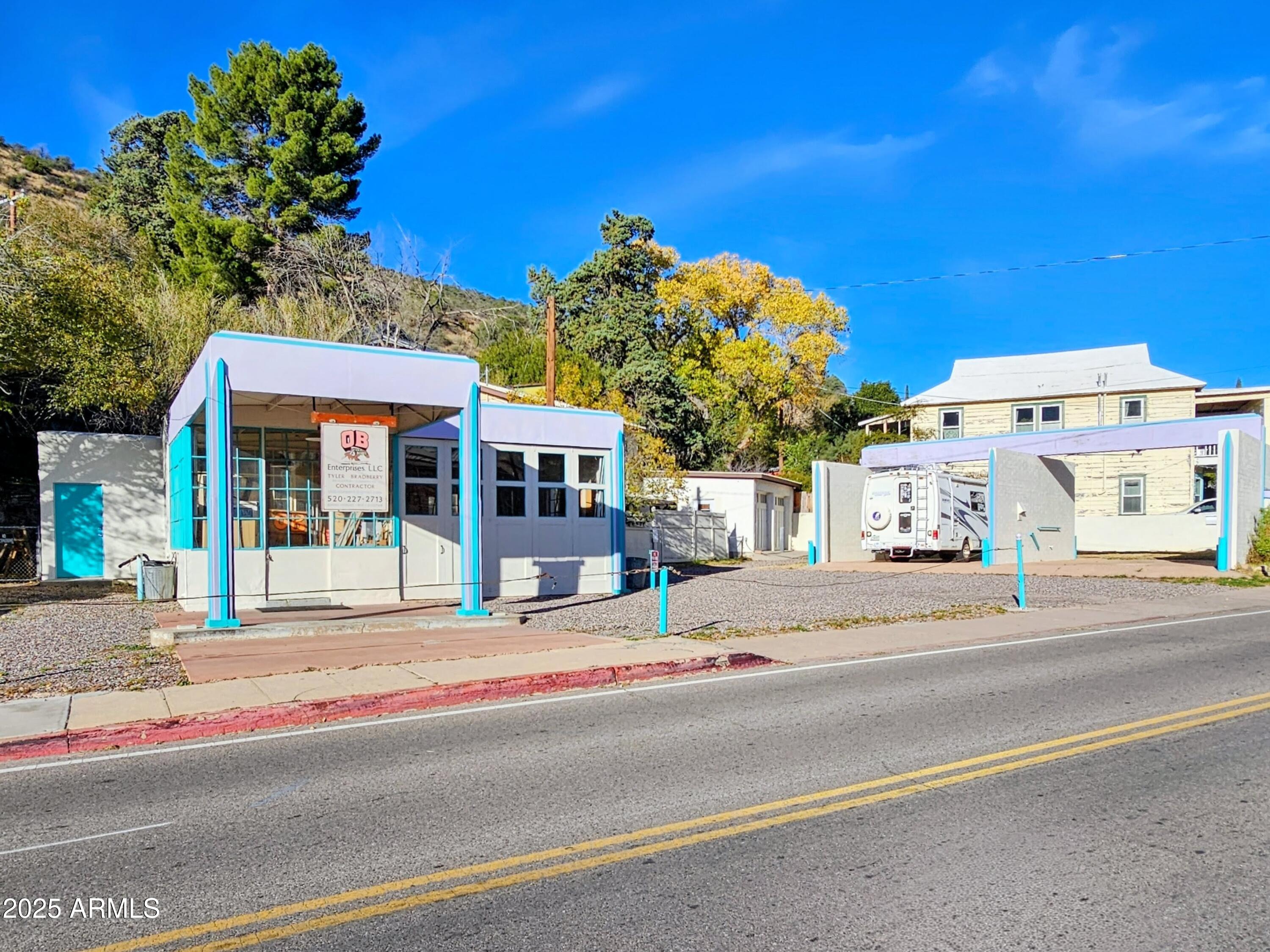 500 TOMBSTONE Canyon, Bisbee, AZ 85603 — Photo 1 of 38
