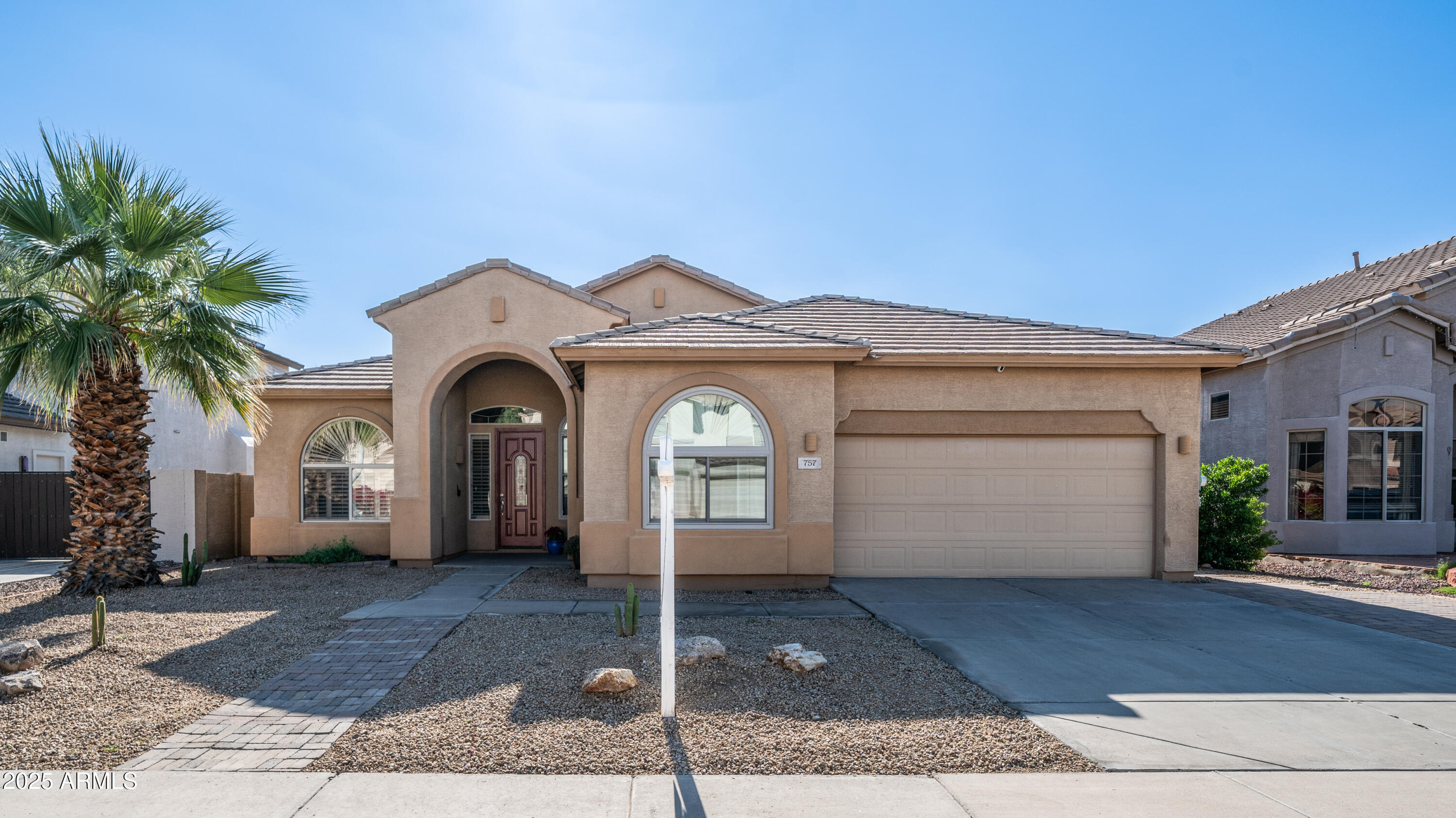 757 W CAROB Way, Chandler, AZ 85248 — Photo 1 of 35