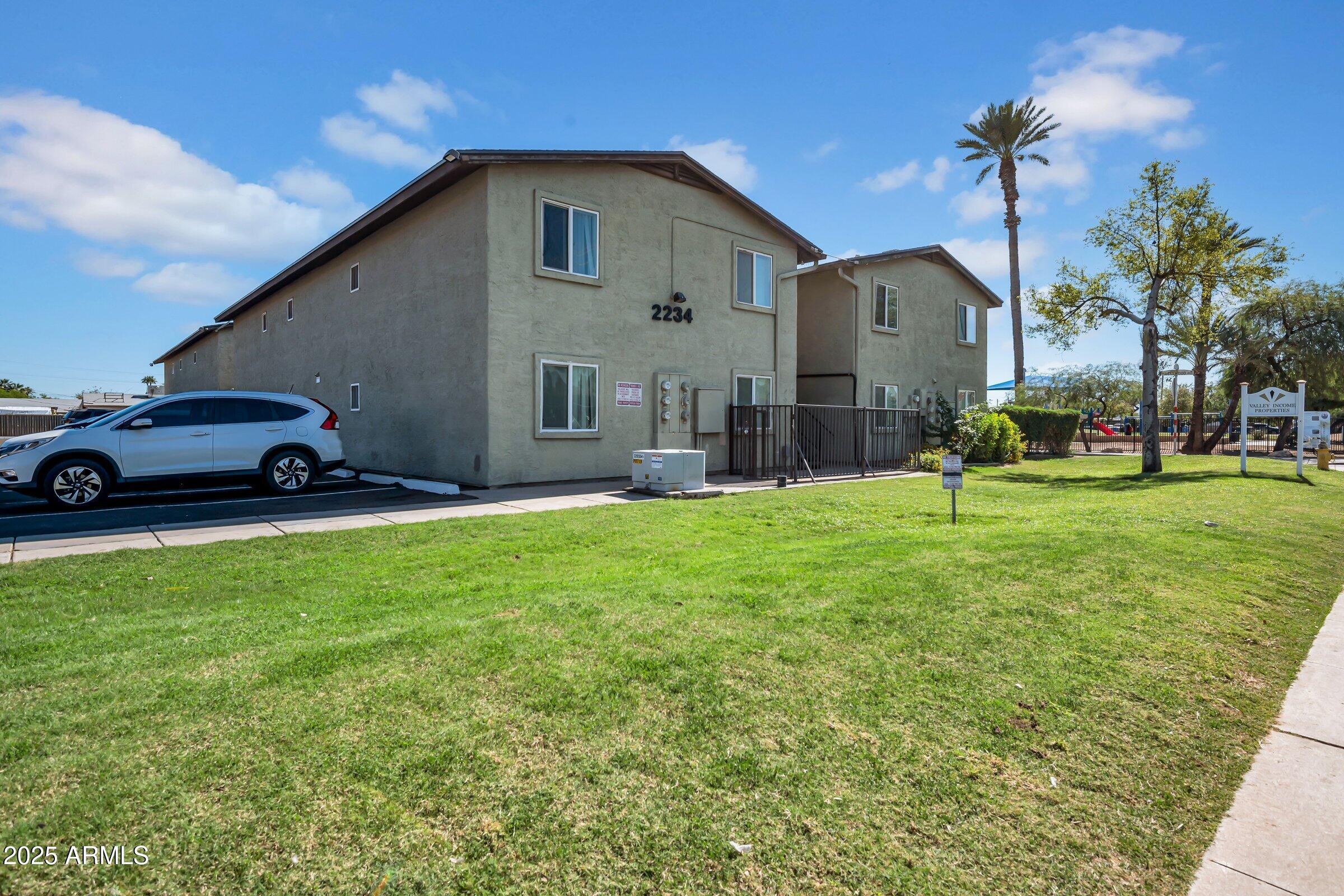 2234 W HAZELWOOD Street, Phoenix, AZ 85015 — Photo 1 of 22