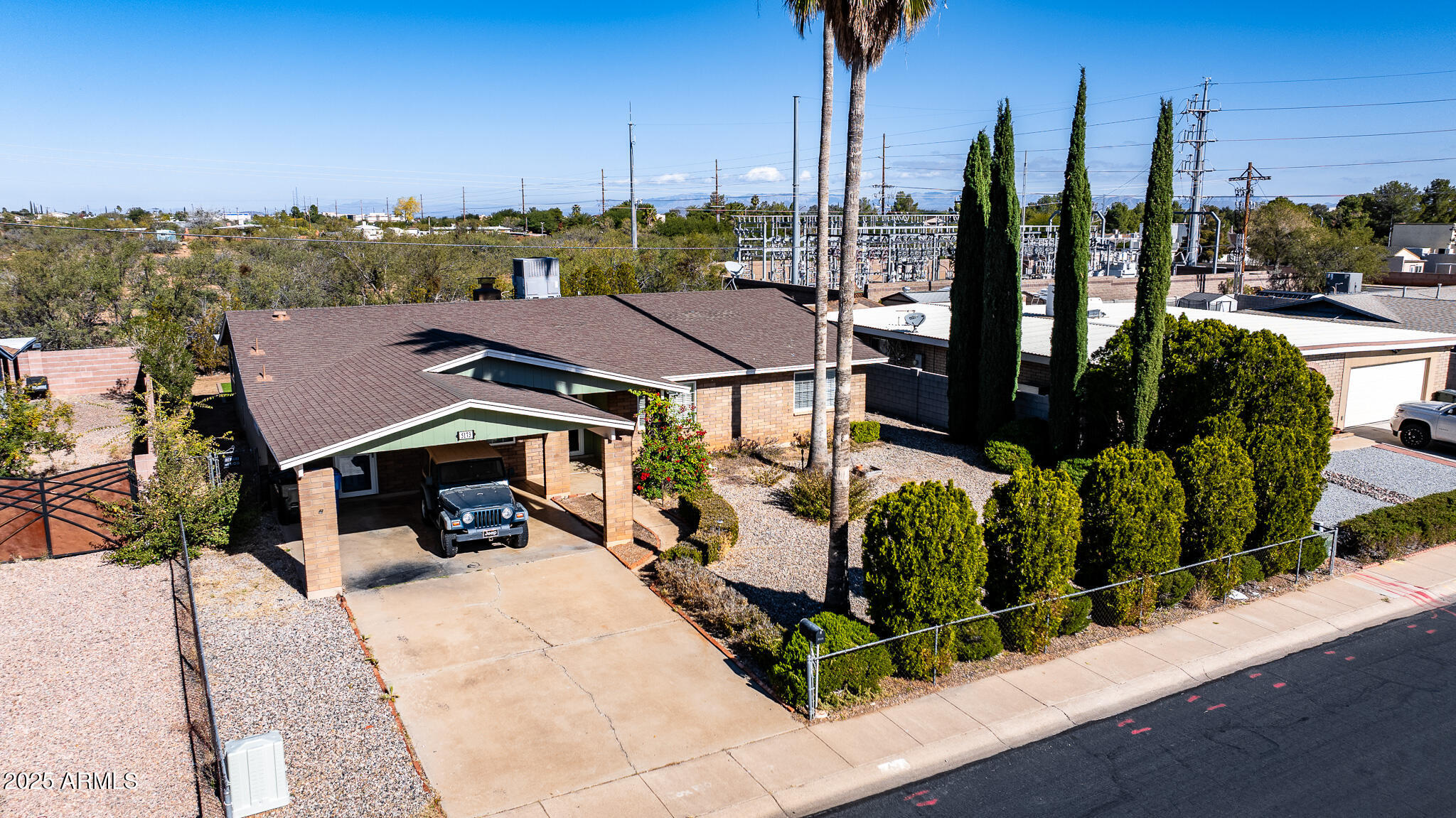 5173 CAMINO DEL NORTE, Sierra Vista, AZ 85635 — Photo 1 of 48