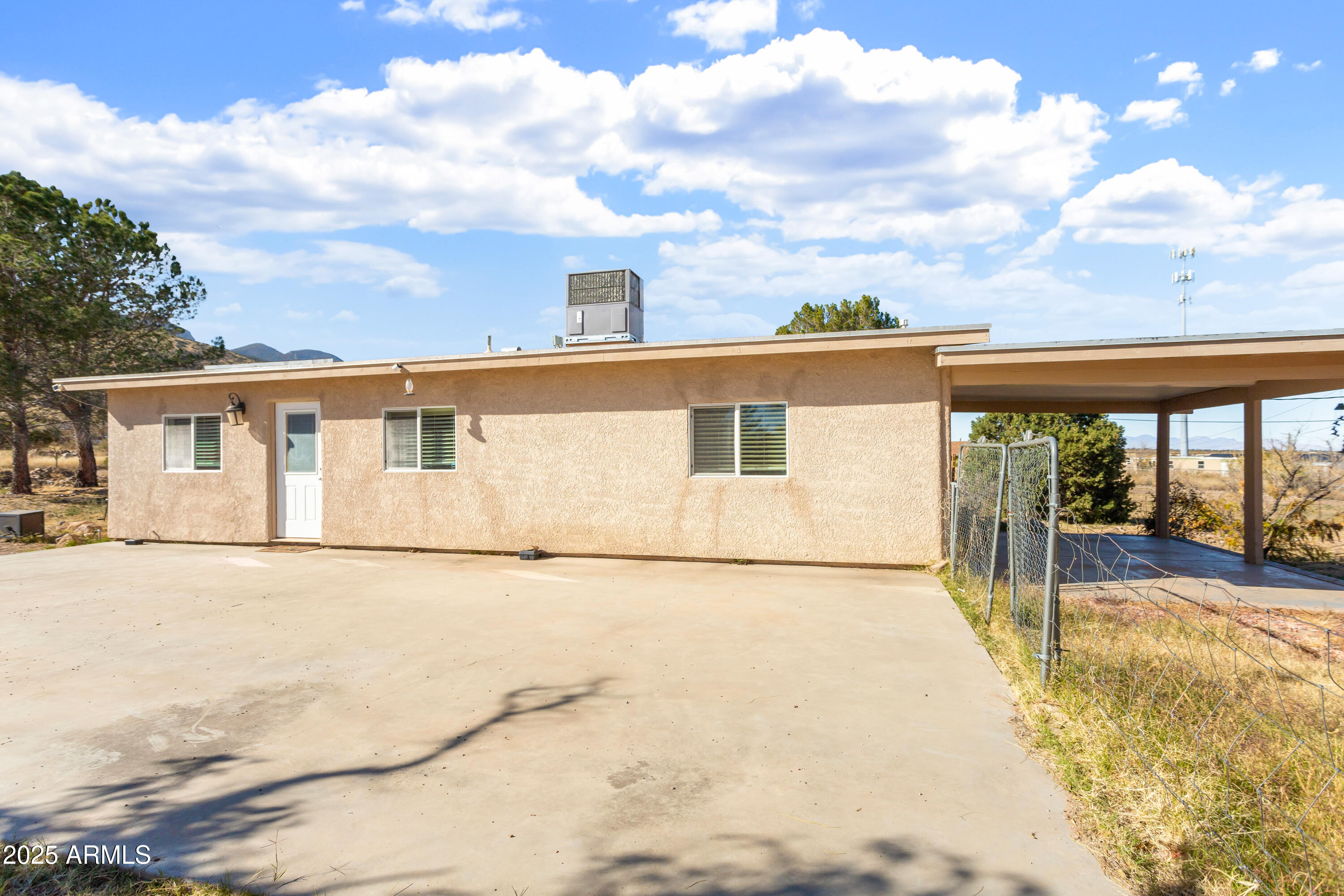 7245 S COLE Lane, Hereford, AZ 85615 — Photo 1 of 28