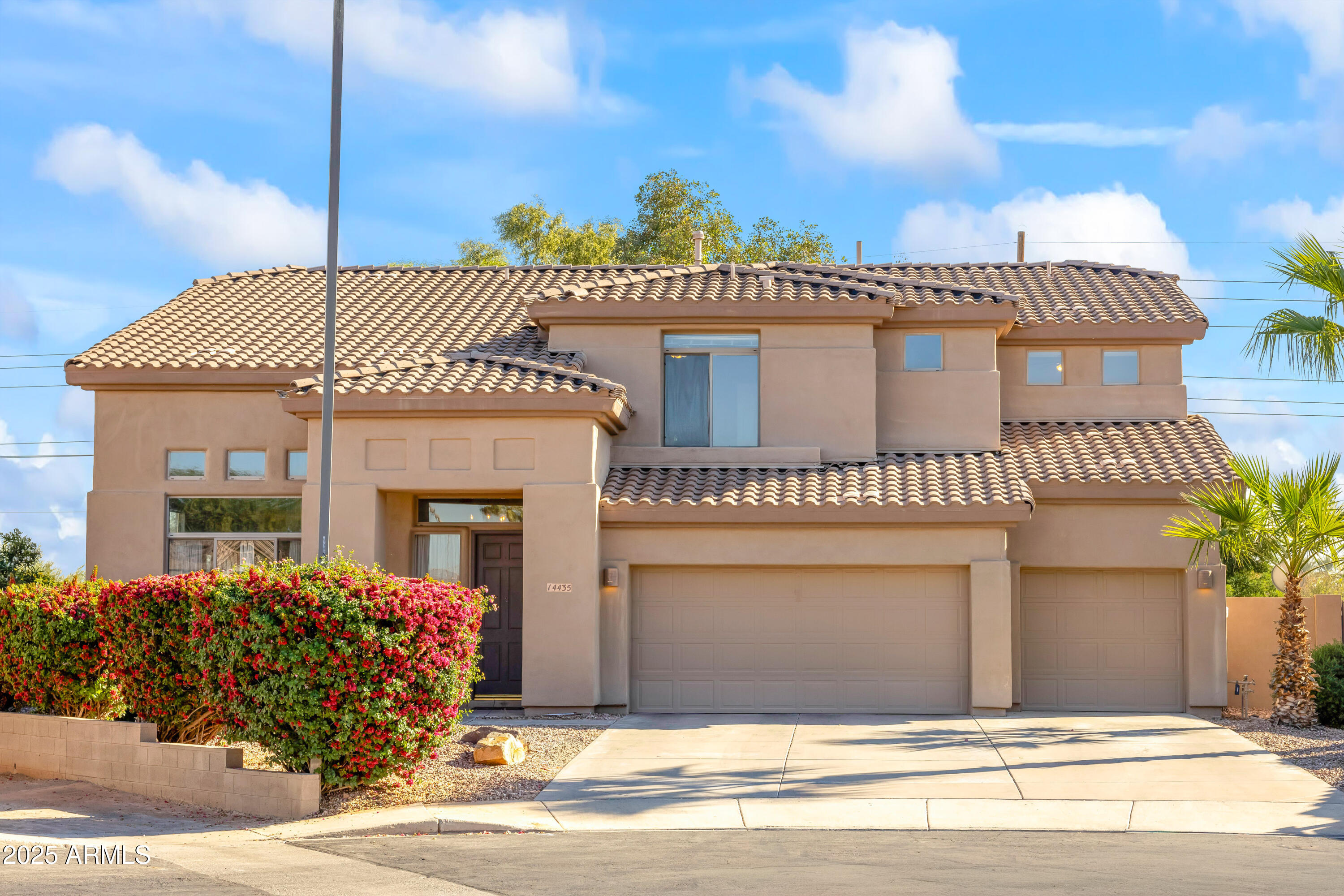 14435 W VERDE Lane, Goodyear, AZ 85395 — Photo 1 of 50