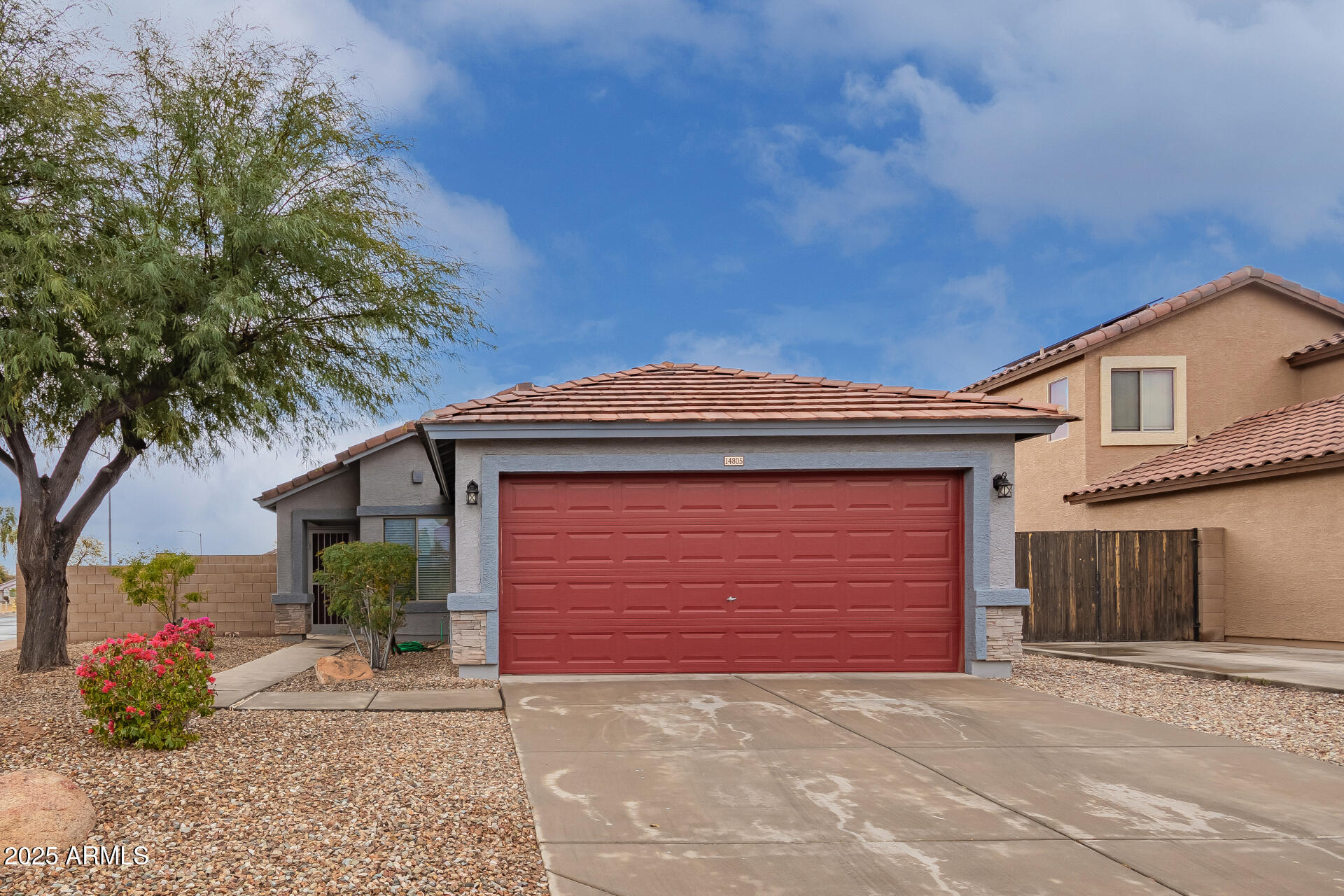 14805 W CARIBBEAN Lane, Surprise, AZ 85379 — Photo 1 of 24