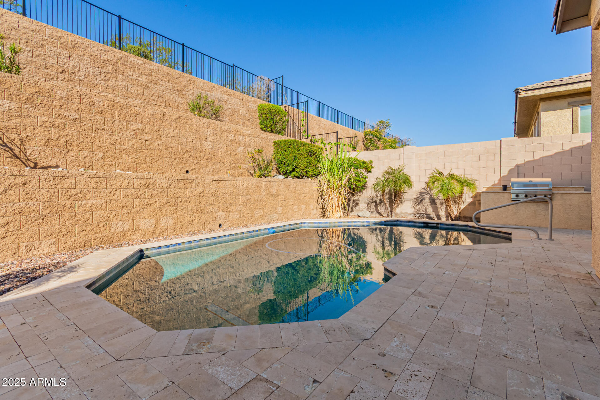 Thumbnail 24