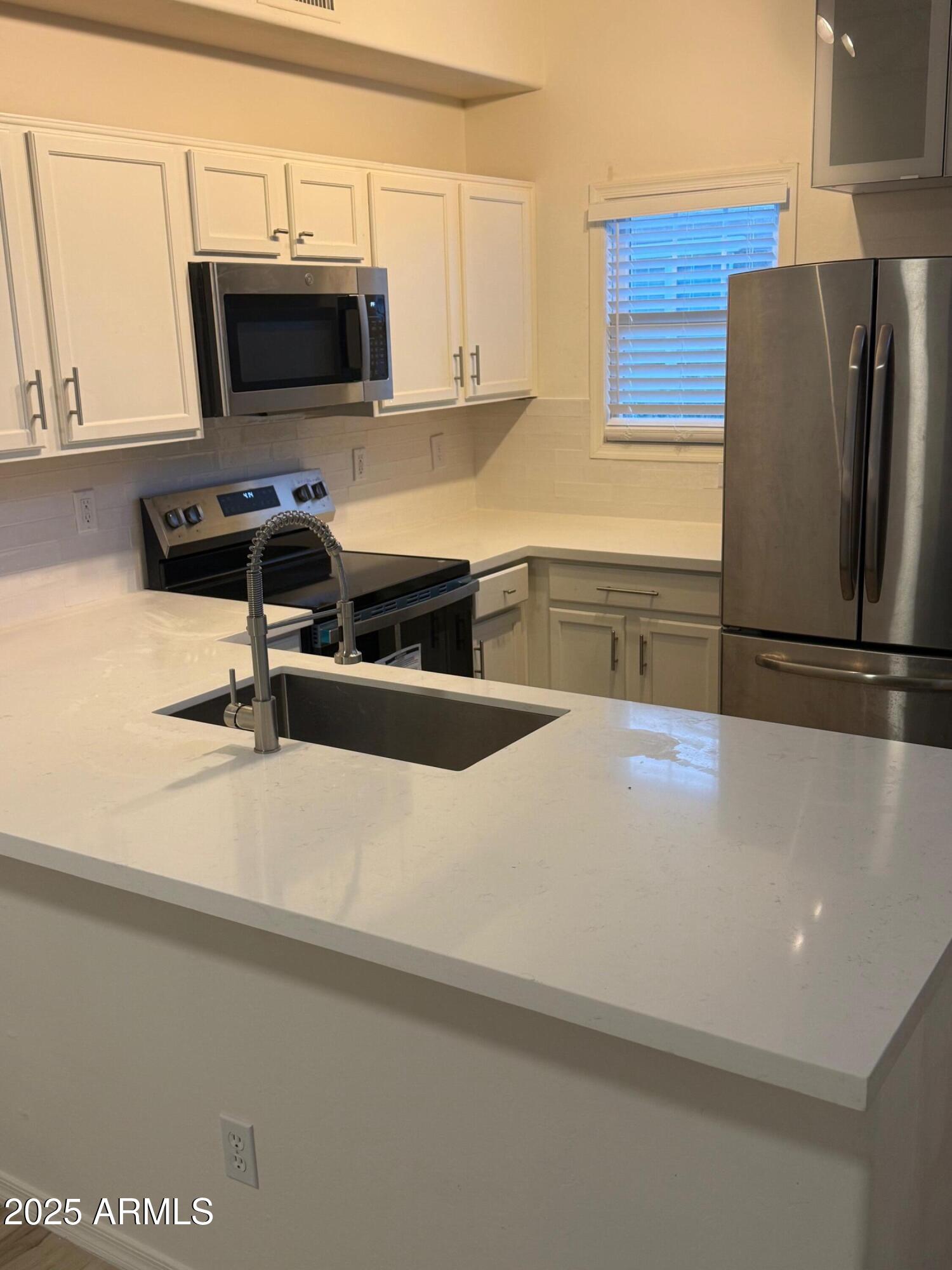 4118 E JASPER Drive, Gilbert, AZ 85296 — Photo 1 of 15
