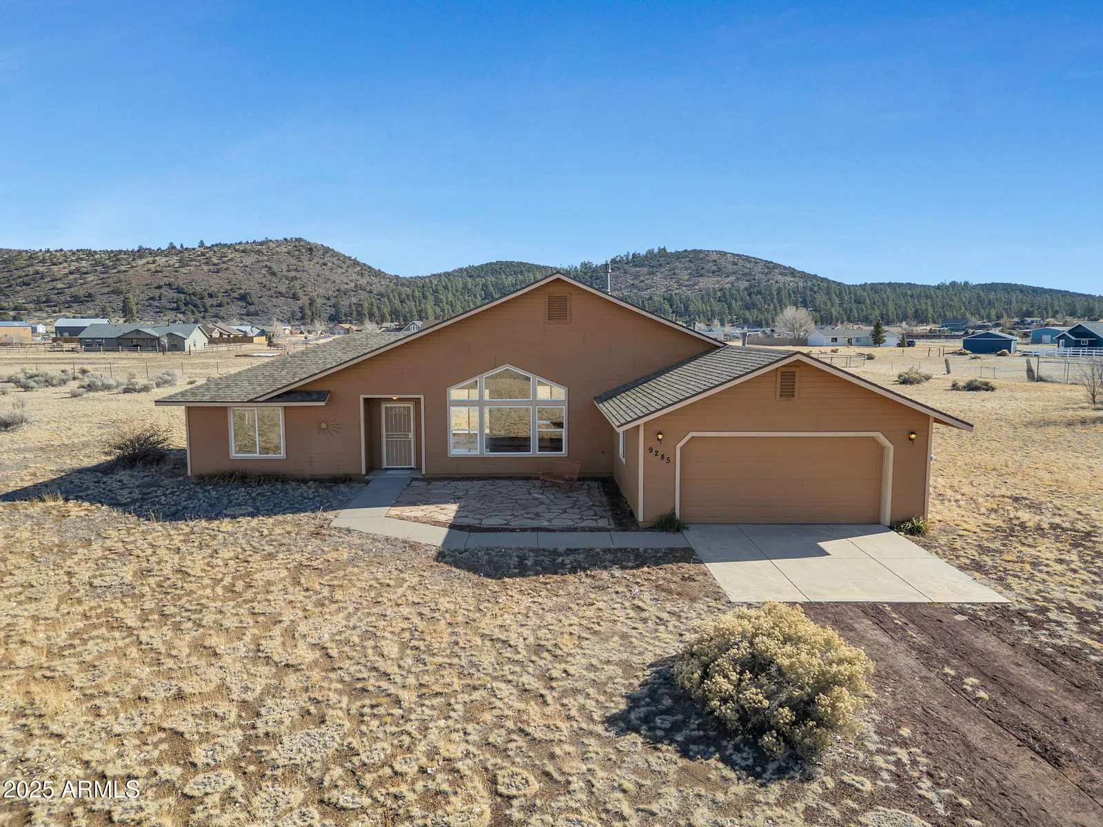 9285 N BRYANT Road, Flagstaff, AZ 86004 — Photo 1 of 33